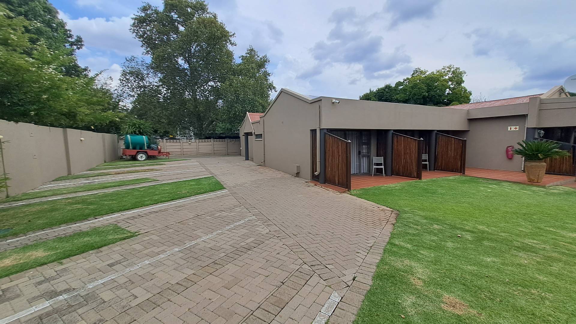 10 Bedroom Property for Sale in Dan Pienaar Free State